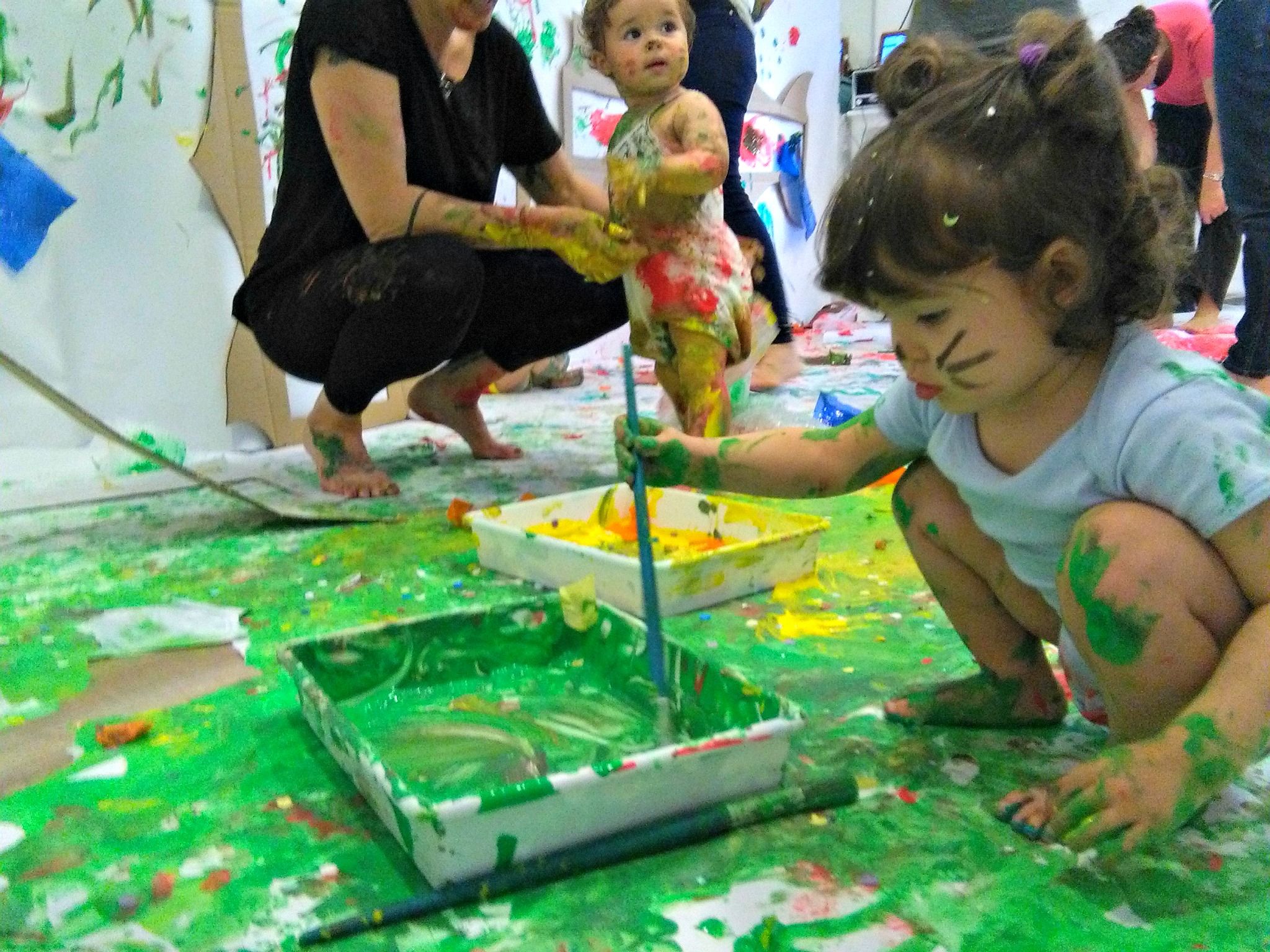 arte y movimiento-club del bebe malaga2